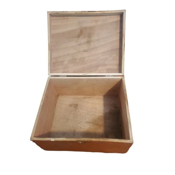 C T Thompson Cigar Company Rum Twist Cigar Box (EMPTY) Republic Dominicana - Picture 5 of 5